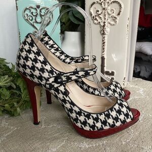 Steve Madden Houndstooth Pumps Heels Shoes Perfect for Bama football  size 6.5